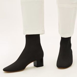 Everlane The Glove Boot in black size 8.5